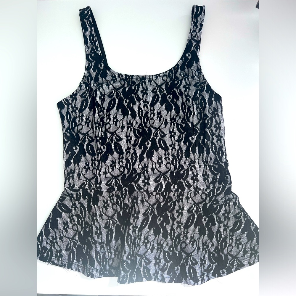 EXPRESS XSmall lace top